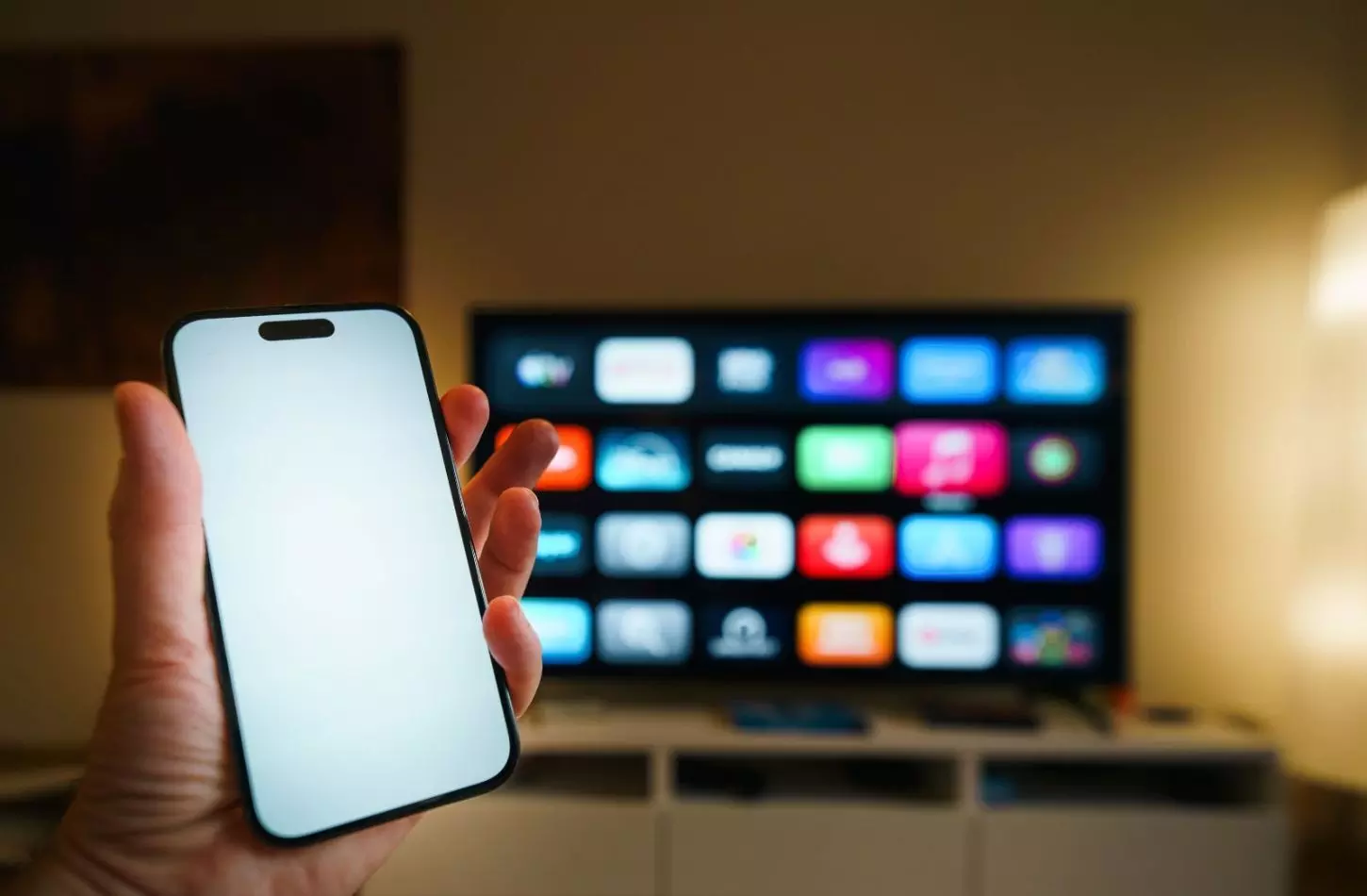 8 in 10 mobile subscribers face dark patterns in telecom sector; bait-and-switch, nagging top complaints: Survey